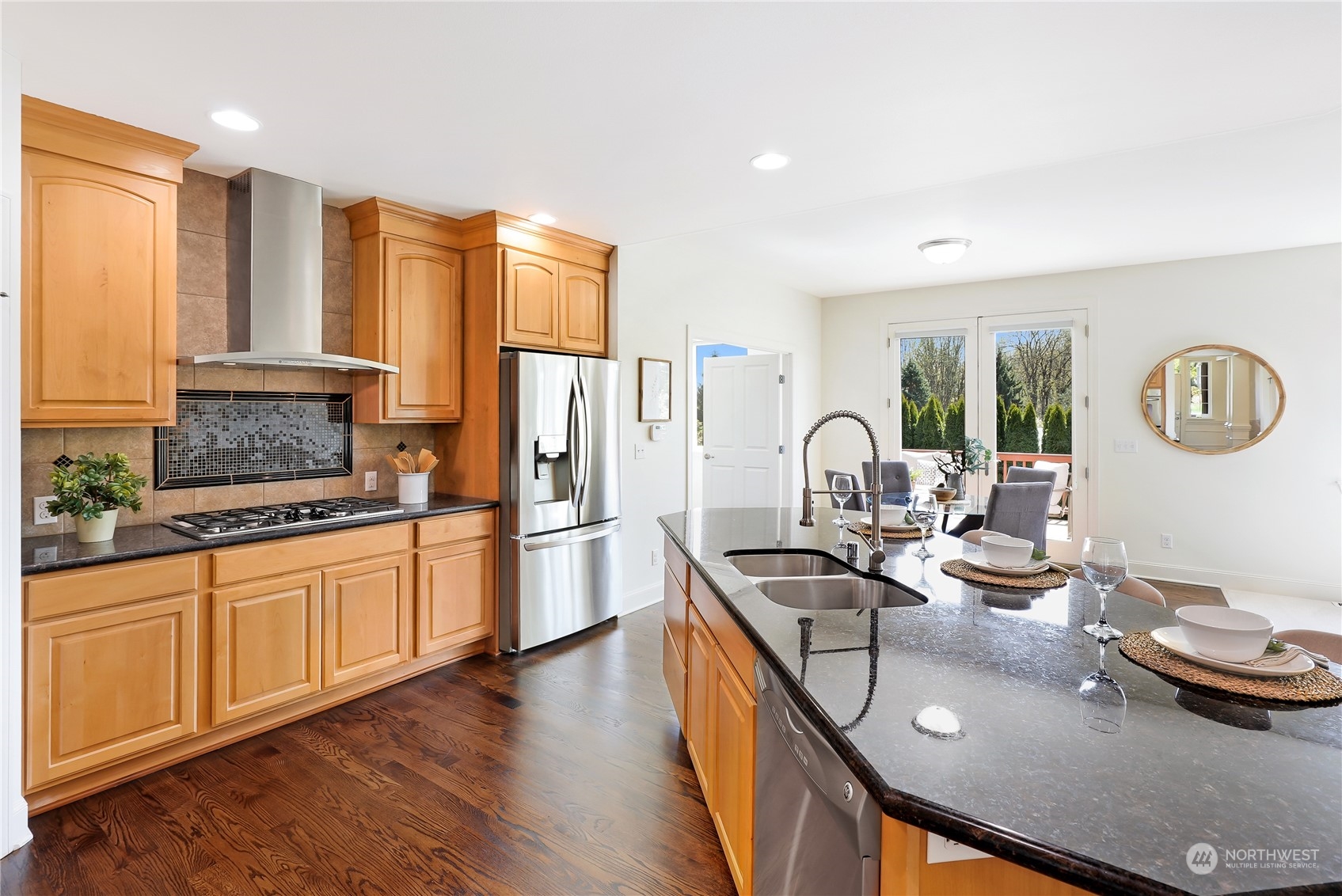 13738 161st Place Southeast Renton, WA 98059 - Photo 8 of 40 Gallery Image 8