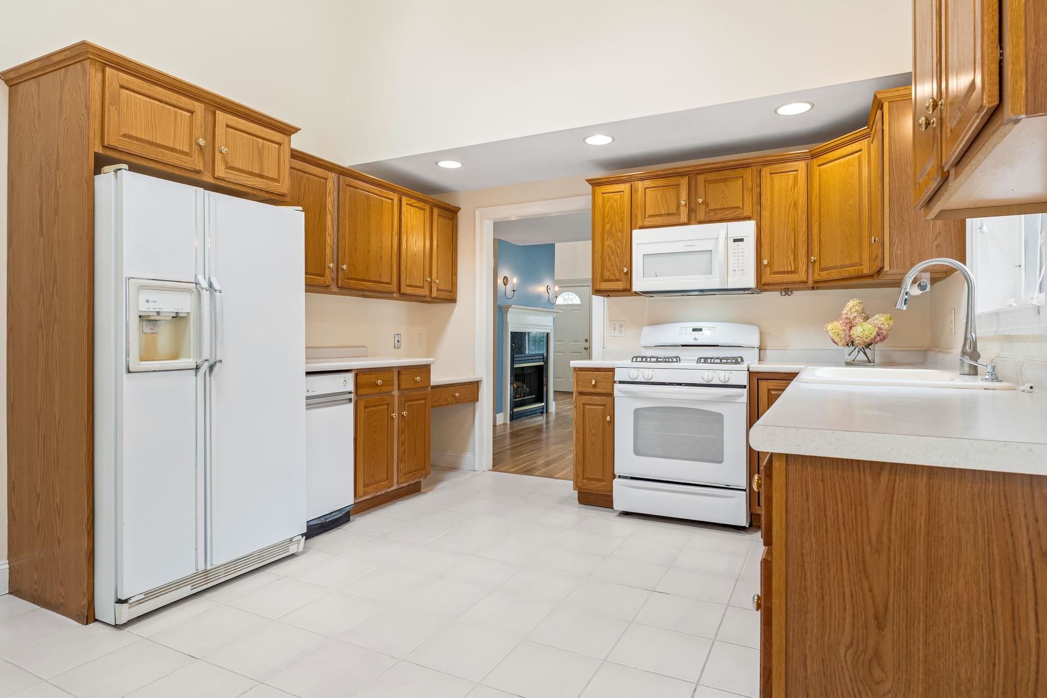 23 Hampton Meadows Hampton, NH 03842 - Photo 13 of 60