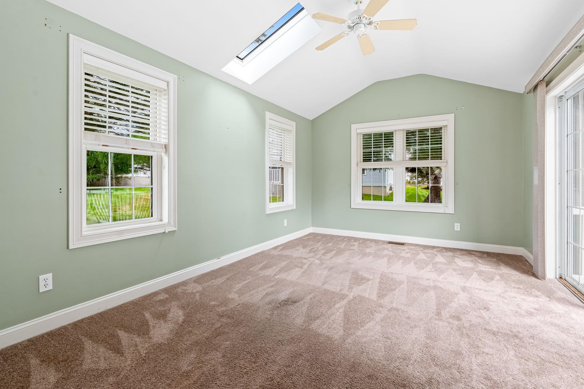 23 Hampton Meadows Hampton, NH 03842 - Photo 16 of 60