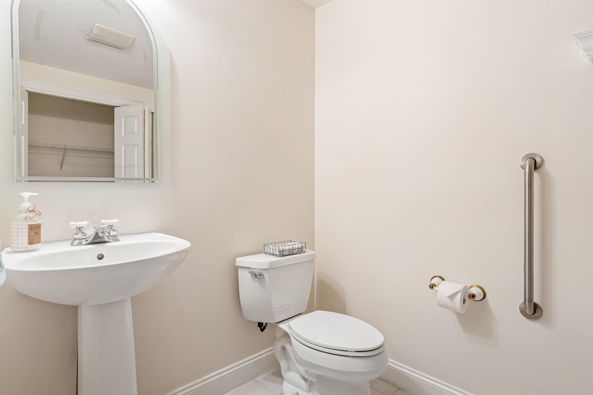 23 Hampton Meadows Hampton, NH 03842 - Photo 20 of 60