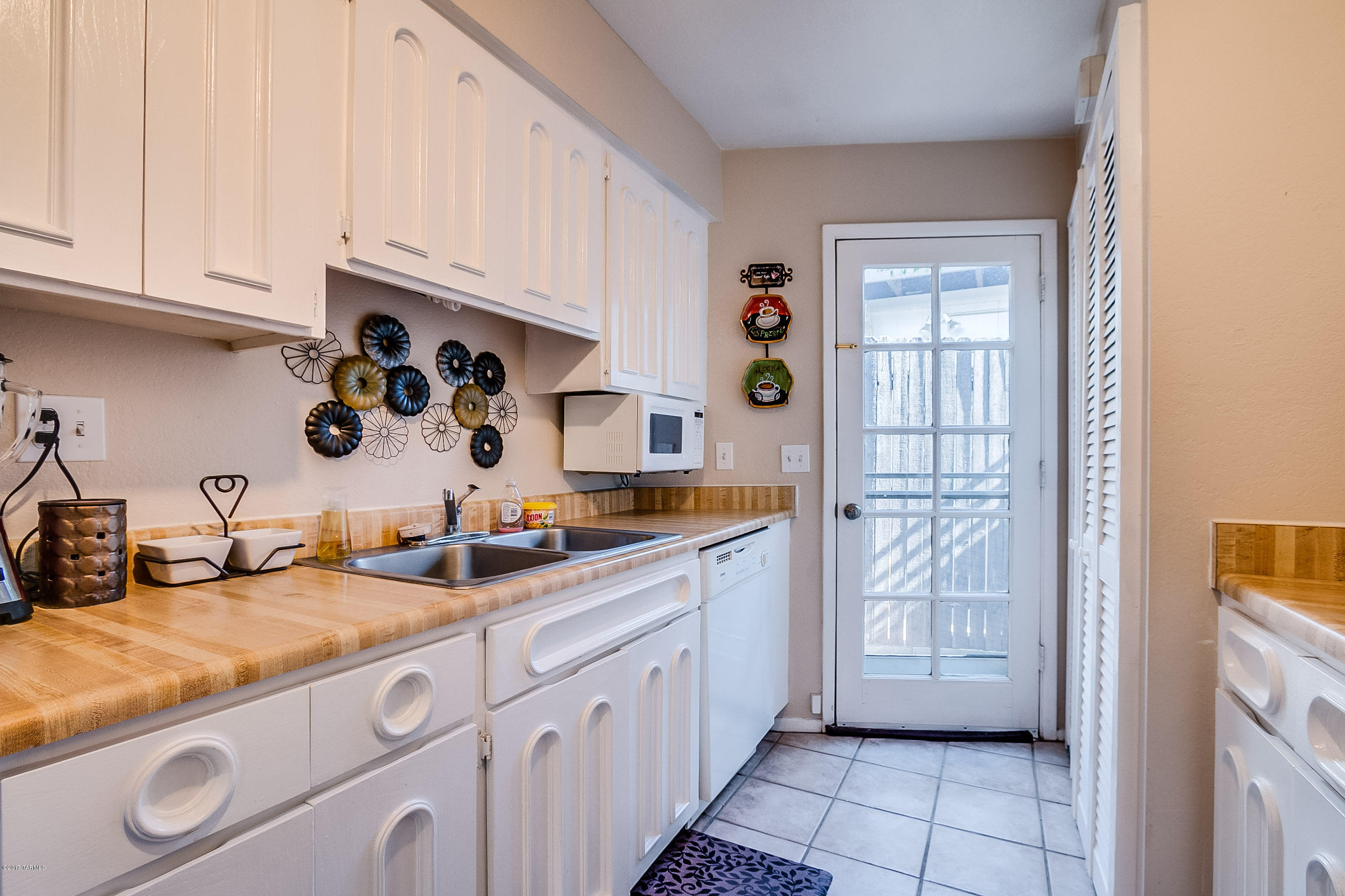 9111 North Oracle Road, Unit 152 Tucson, AZ 85704 - Photo 14 of 38