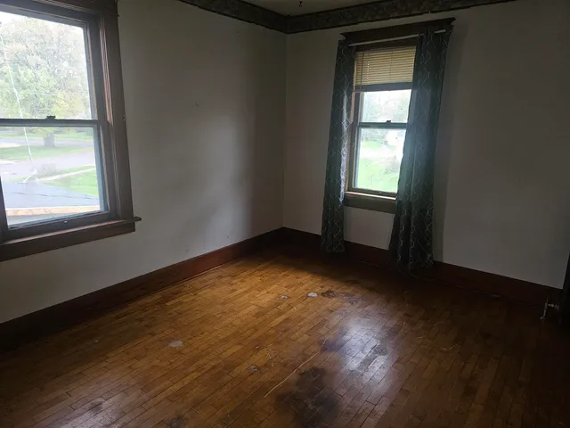 $187,000 | 506 West State Street, Mauston, WI 53948