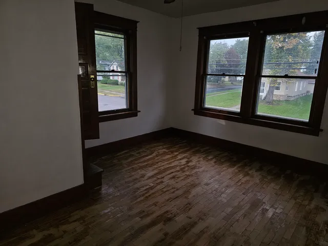 $187,000 | 506 West State Street, Mauston, WI 53948