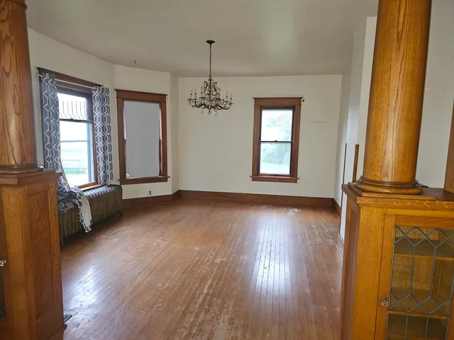 $187,000 | 506 West State Street, Mauston, WI 53948