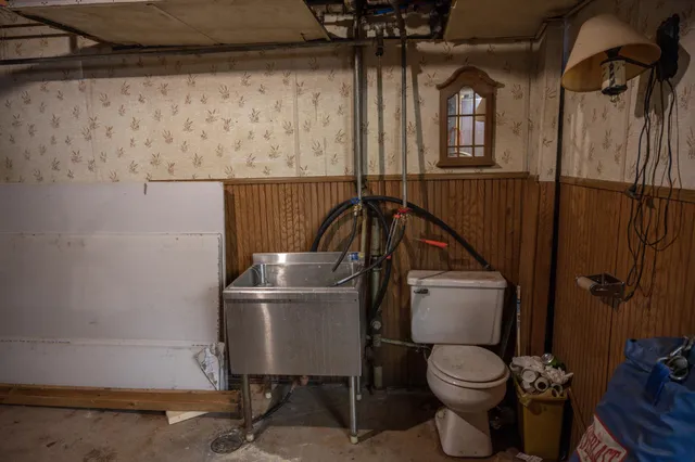 $187,000 | 506 West State Street, Mauston, WI 53948