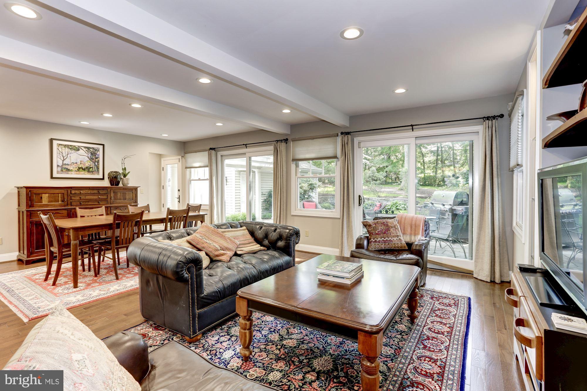 6204 Walhonding Road Bethesda, MD 20816 - Photo 2 of 29