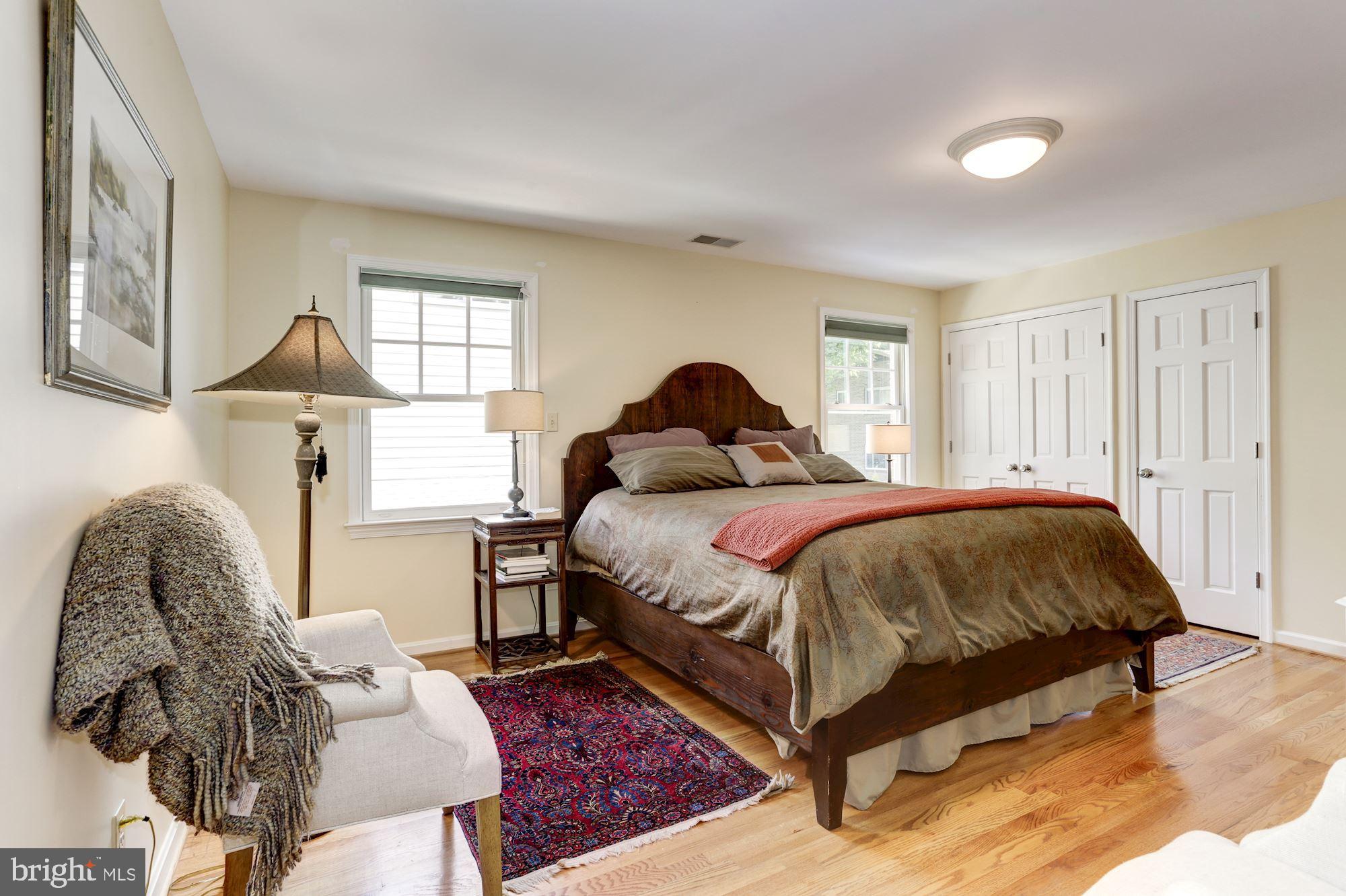 6204 Walhonding Road Bethesda, MD 20816 - Photo 12 of 29