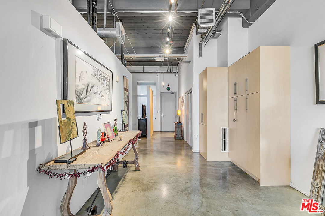 1130 Flower Street, Unit 311 Los Angeles, CA 90015 - Photo 12 of 23