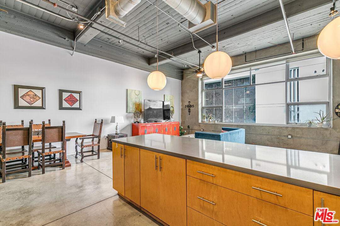 1130 Flower Street, Unit 311 Los Angeles, CA 90015 - Photo 18 of 23