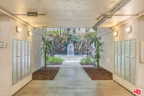 $574,000 | 1130 Flower Street, Unit 311, Los Angeles, CA 90015
