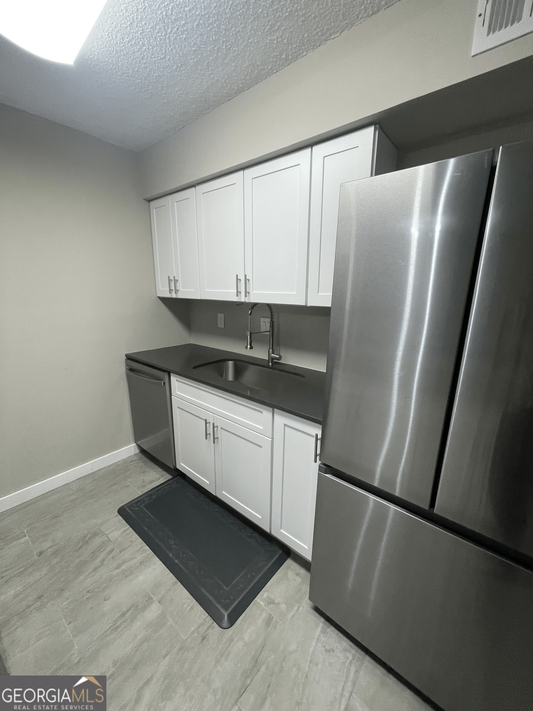 2014 Huntingdon Chase Sandy Springs, GA 30350 - Photo 3 of 9