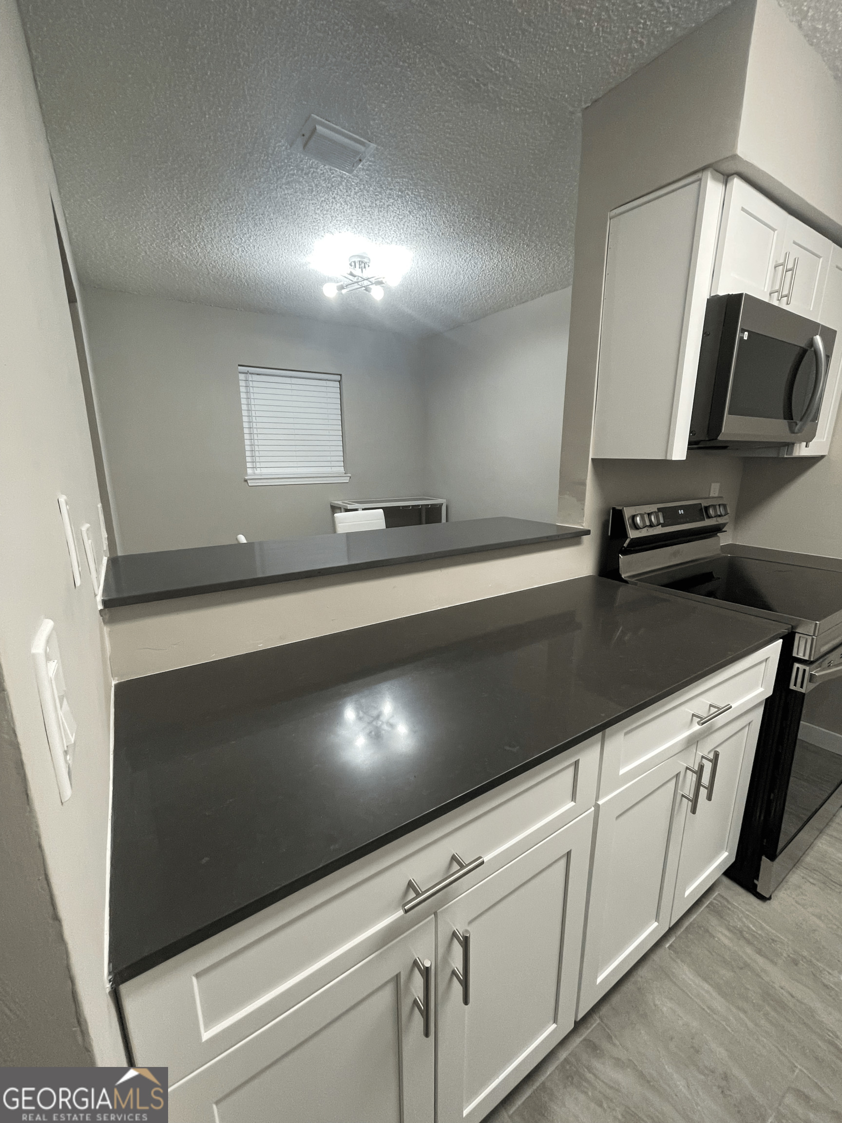 2014 Huntingdon Chase Sandy Springs, GA 30350 - Photo 4 of 9
