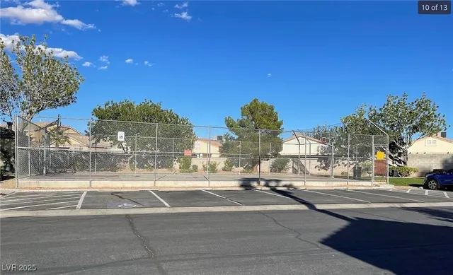 $1,795 | 5016 Miners Ridge Drive, Las Vegas, NV 89122
