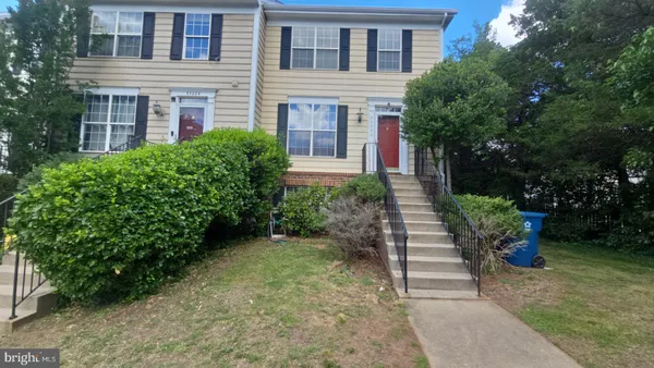 $3,400 | 43226 Kelly Terrace, Chantilly, VA 20152