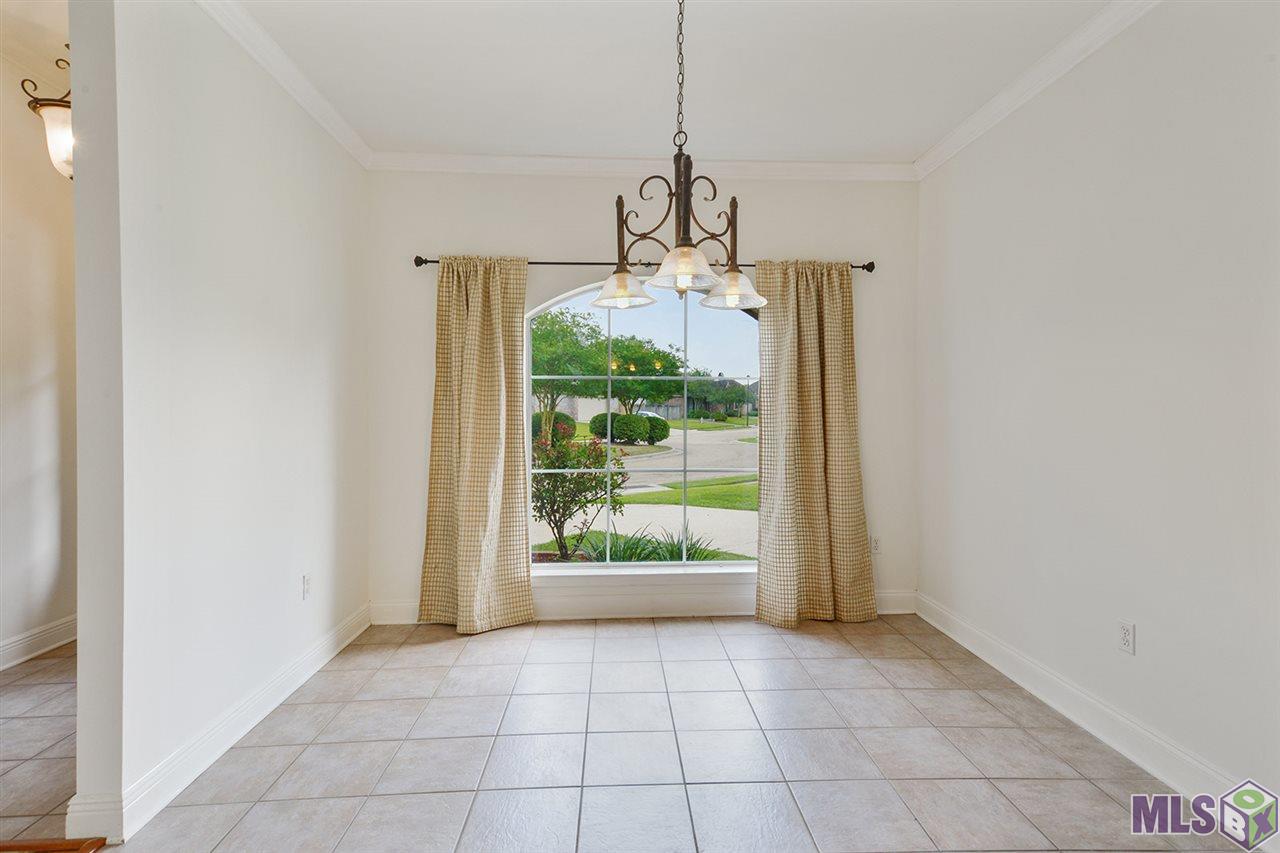 10520 Springglen Court Baton Rouge, LA 70810 - Photo 8 of 20