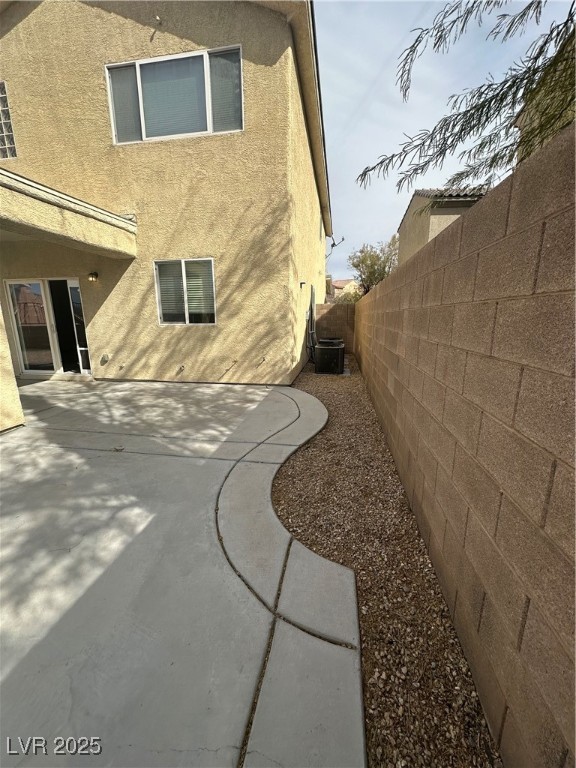 2767 Invermark Street Henderson, NV 89044 - Photo 6 of 32