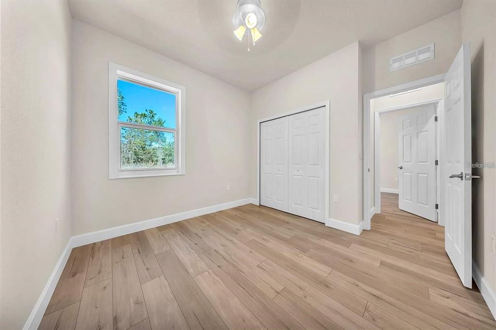15062 Southwest 63rd Court Road Ocala, FL 34473 - Photo 15 of 37