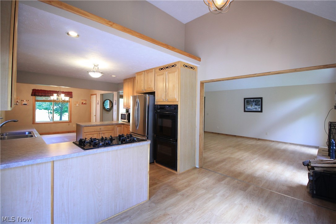 11269 Bloom Road Garrettsville, OH 44231 - Photo 6 of 26