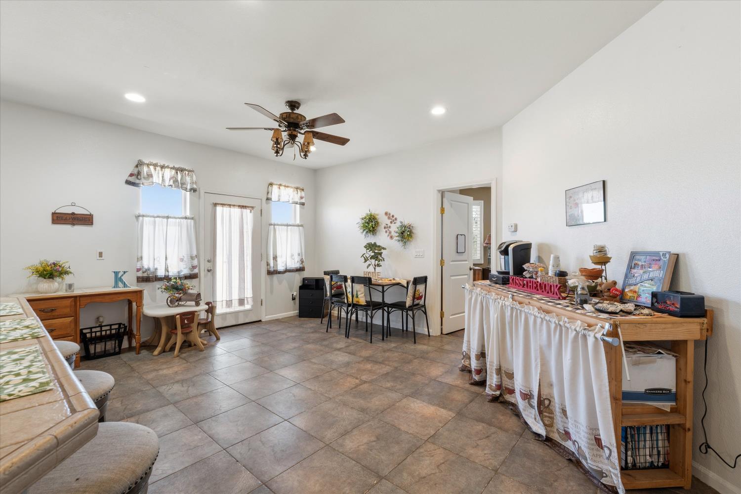 2570 North Mine Road Somerset, CA 95684 - Photo 7 of 33