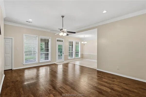 $2,100 | 1705 White Stone Drive, Bryan, TX 77807