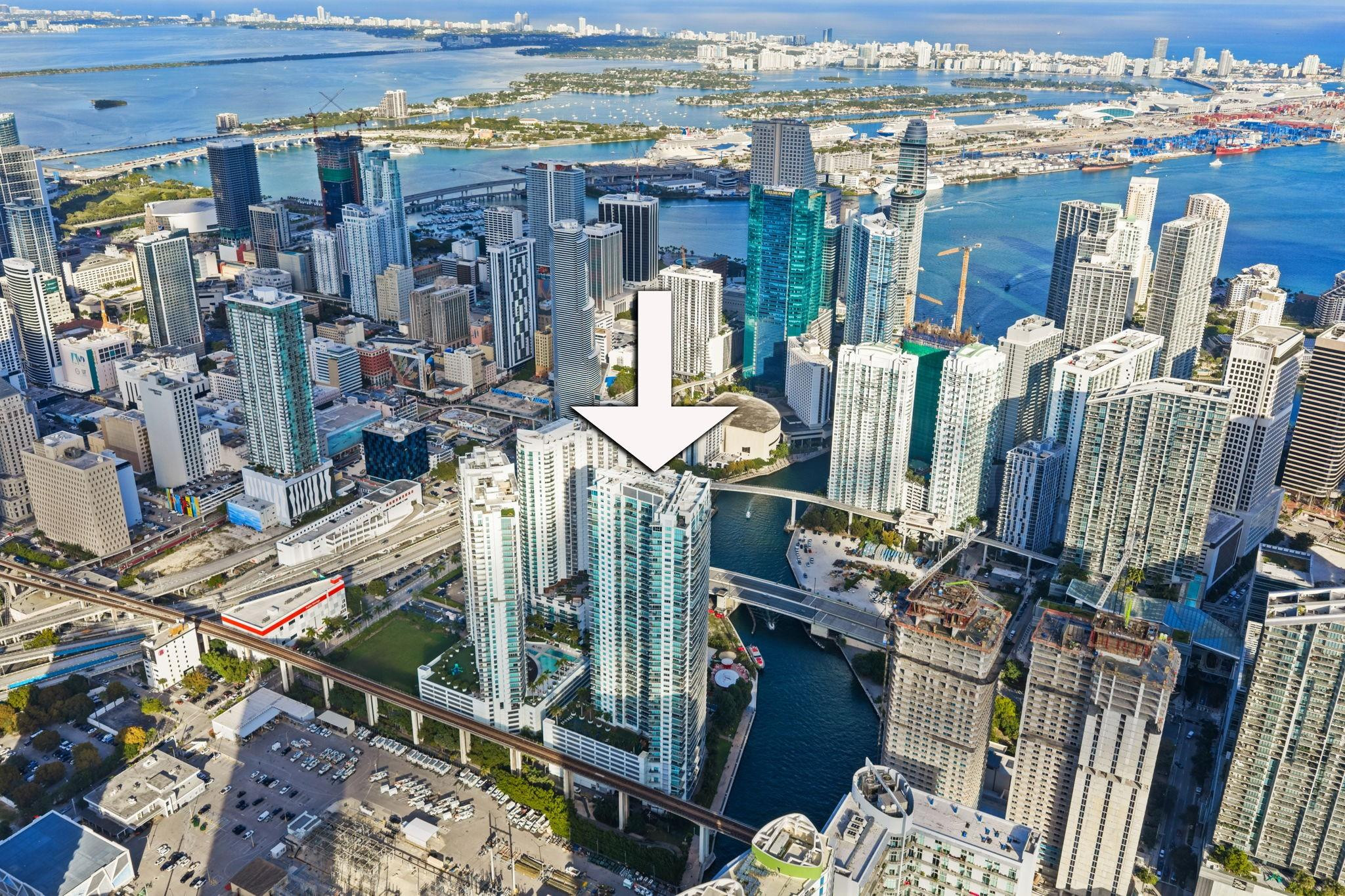 92 Southwest 3rd Street, Unit 1807 Miami, FL 33130 - Photo 4 of 50 Photo 3