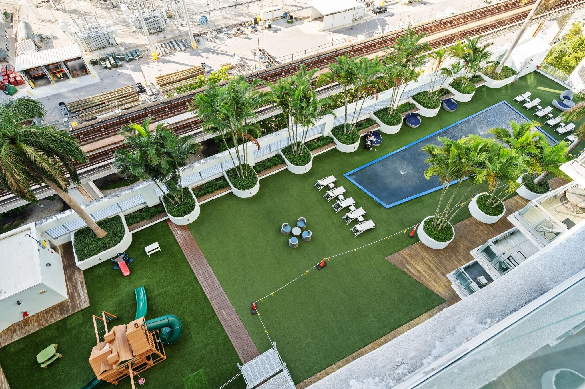 92 Southwest 3rd Street, Unit 1807 Miami, FL 33130 - Photo 45 of 49 TRAILS AND MEDITATION GARDENS