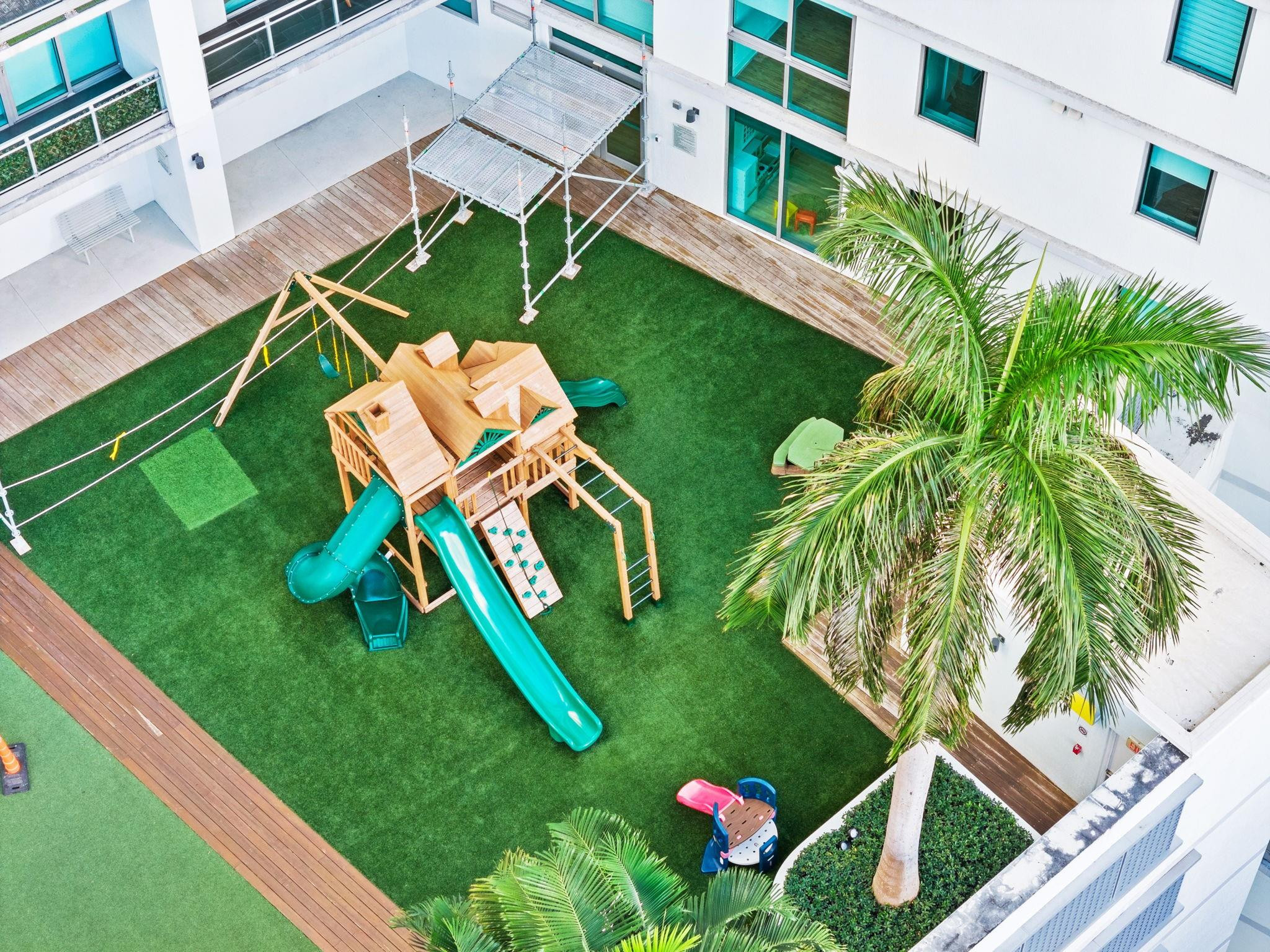 92 Southwest 3rd Street, Unit 1807 Miami, FL 33130 - Photo 45 of 50 PLAYGROUND FOR RESIDENTS' USE
