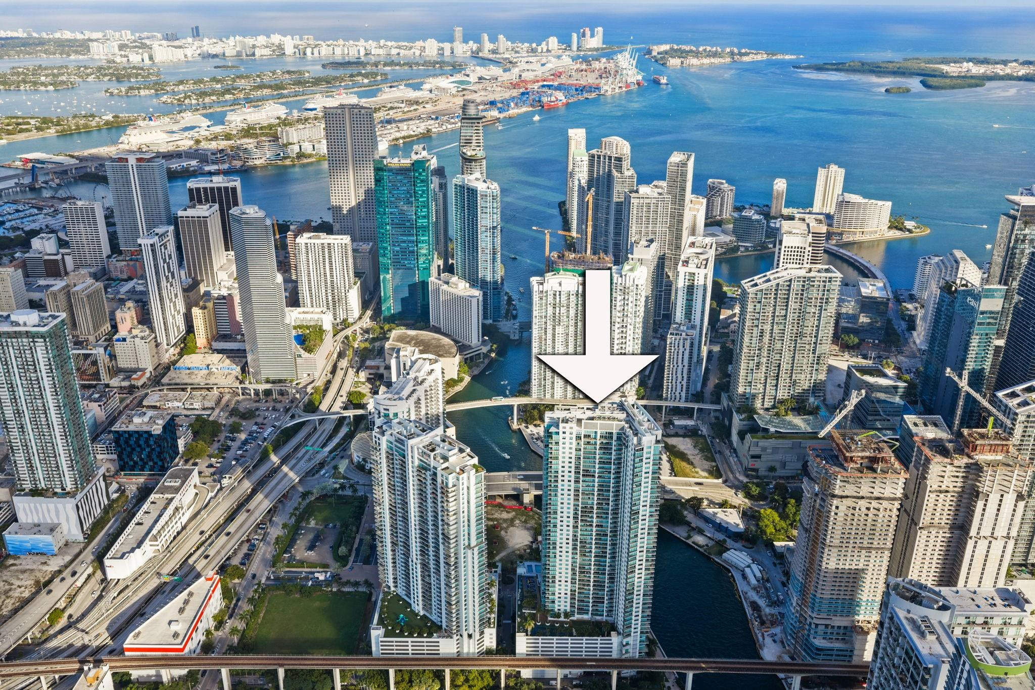 92 Southwest 3rd Street, Unit 1807 Miami, FL 33130 - Photo 48 of 49 Photo 48