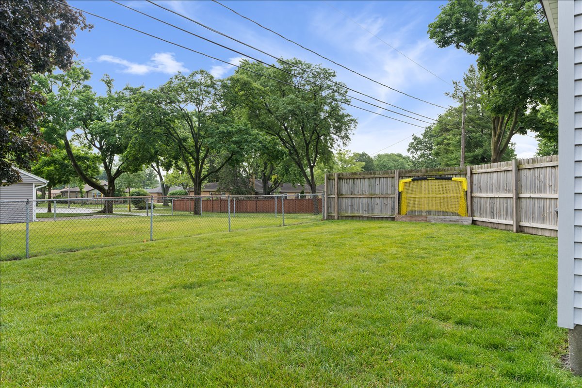 201 North Maple Street Mount Prospect, IL 60056 - Photo 22 of 26