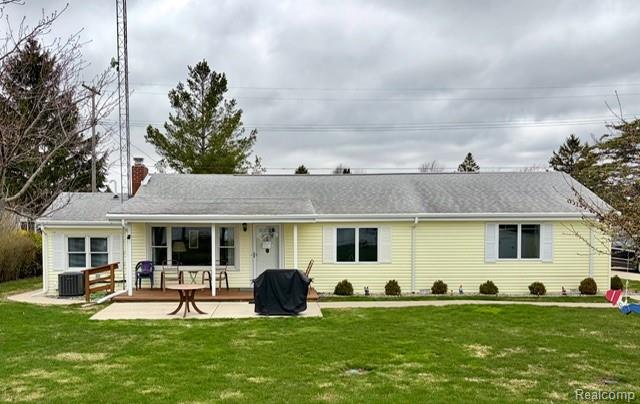 2904 North Lakeshore Road Port Hope, MI 48468 - Photo 1 of 31