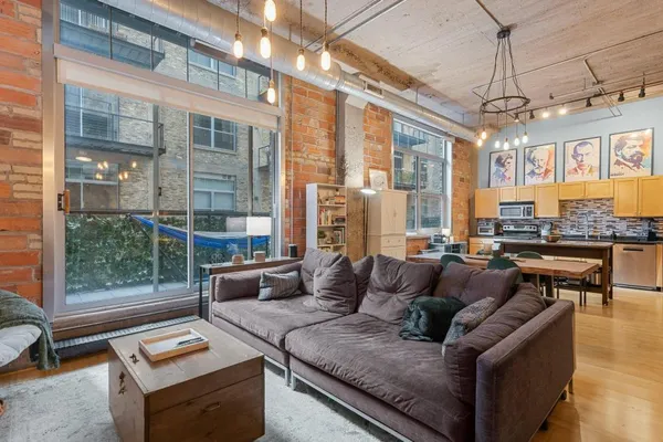 $1,995 | 521 South 7th Street, Unit 223, Minneapolis, MN 55415
