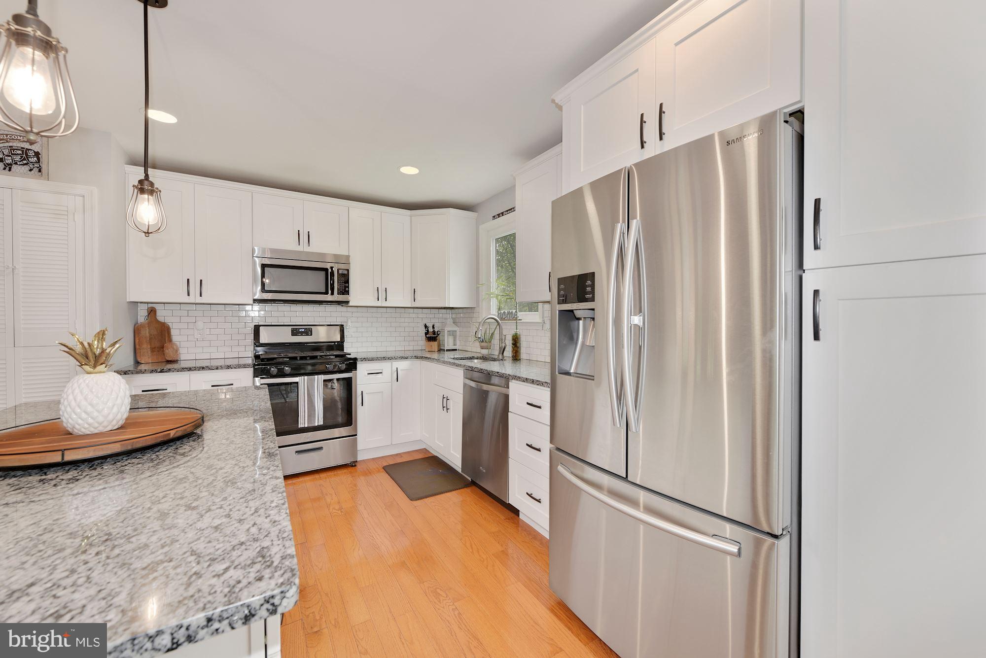206 Bass Road Marlton, NJ 08053 - Photo 11 of 47 Beautifully appointed kitchen