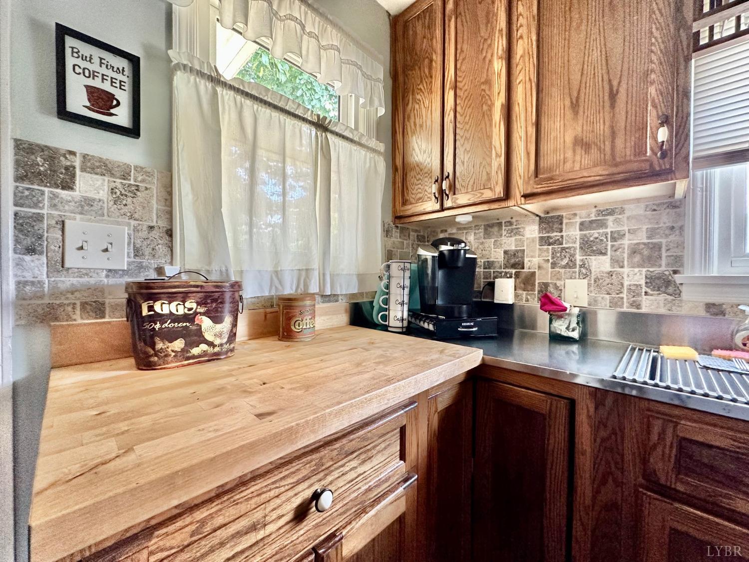 143 Wells Road Madison Heights, VA 24572 - Photo 10 of 47 Gallery Image 10