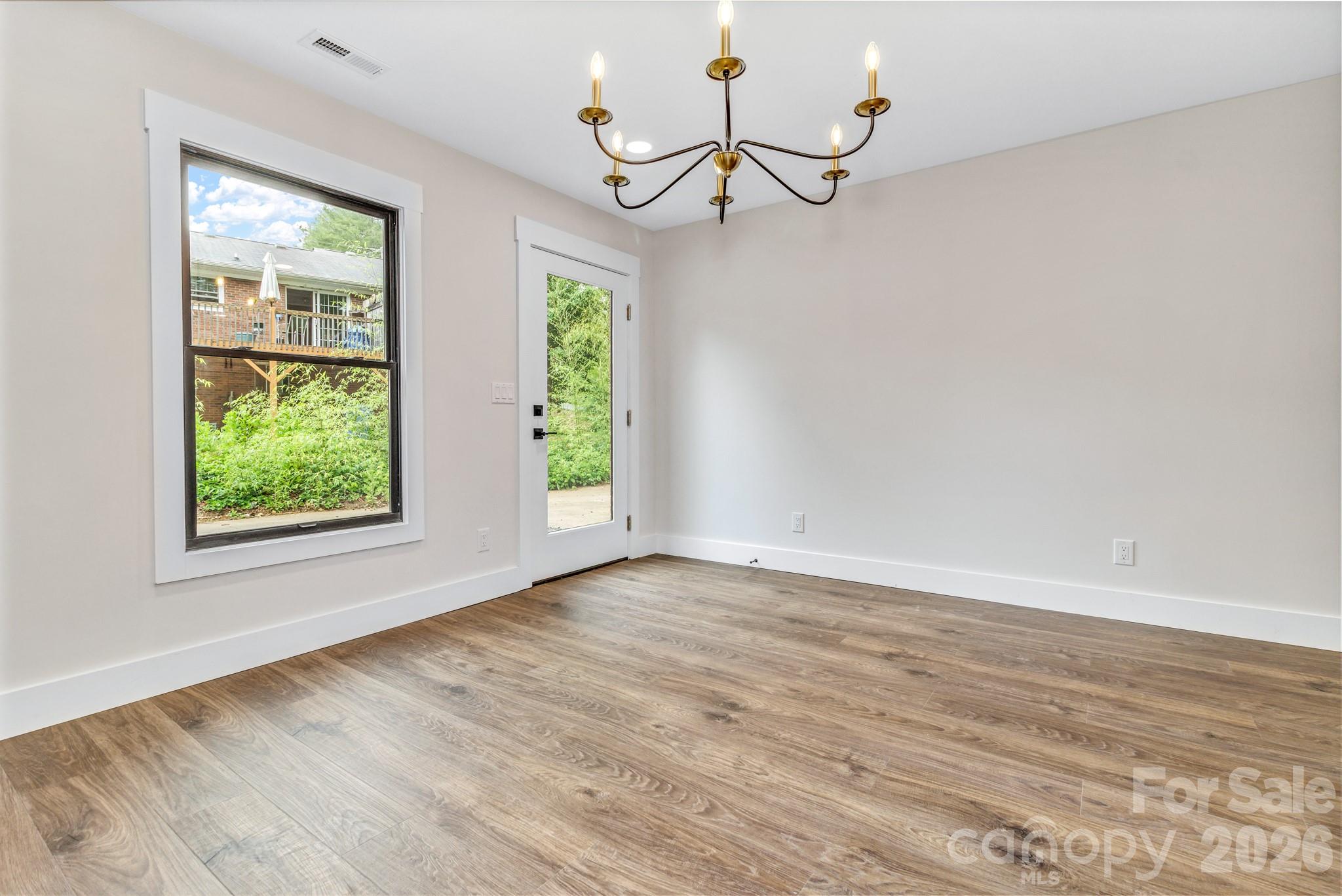 4 Barnes Road Asheville, NC 28803 - Photo 11 of 45