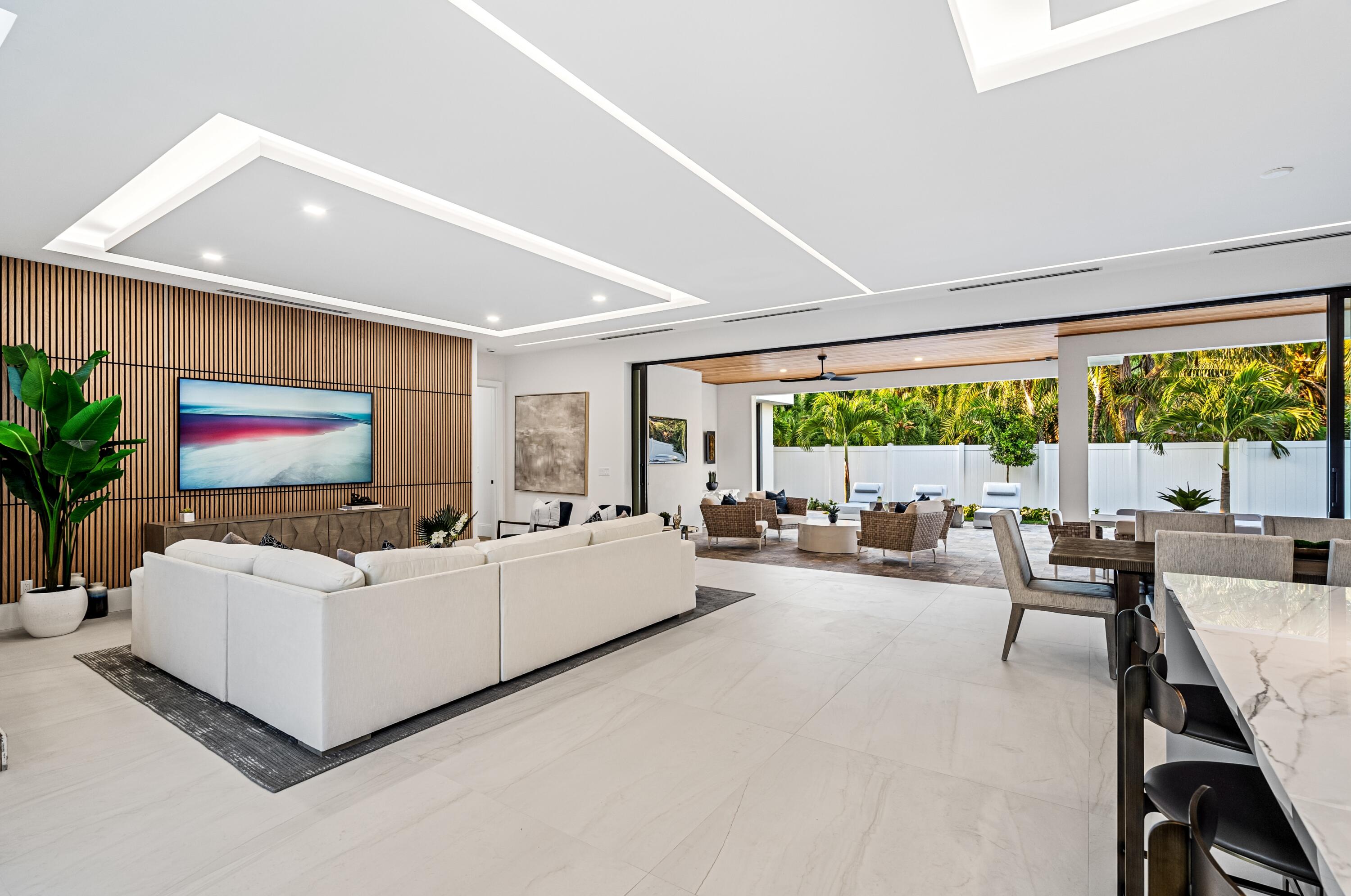 140 Pineapple Road Delray Beach, FL 33444 - Photo 5 of 35 mls_LIVING_TO_LOGGIA_RIGHT