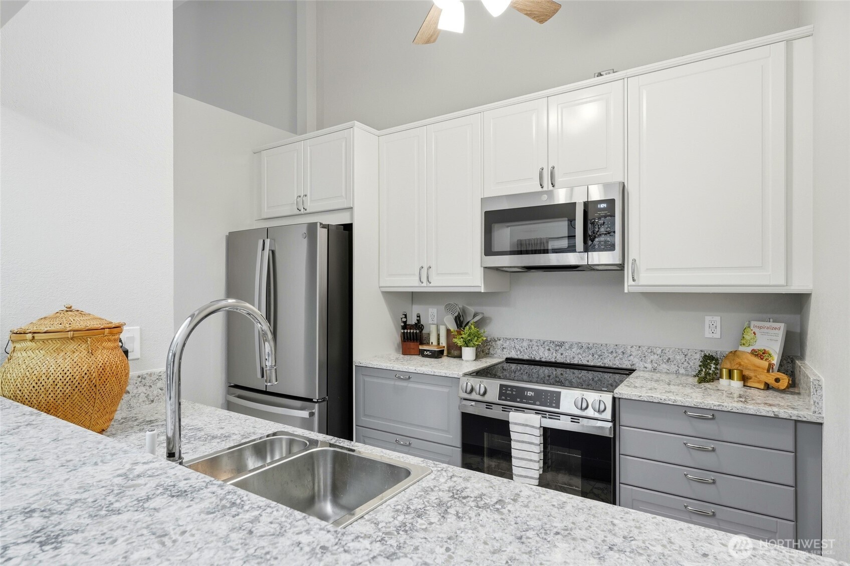 820 Cady Road, Unit A304 Everett, WA 98203 - Photo 13 of 37