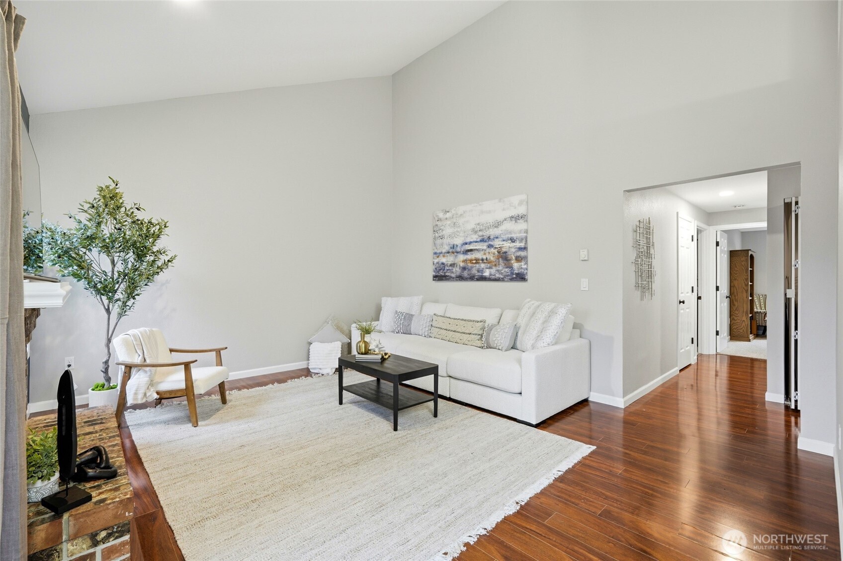 820 Cady Road, Unit A304 Everett, WA 98203 - Photo 6 of 37