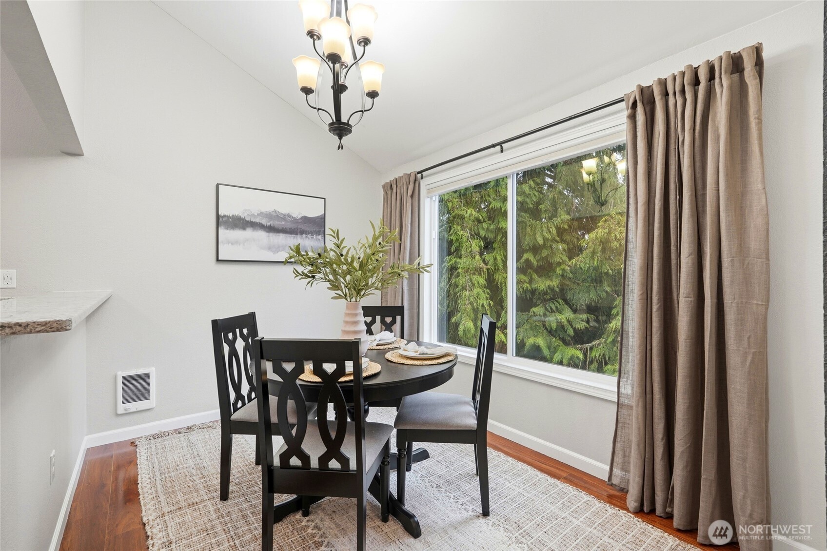 820 Cady Road, Unit A304 Everett, WA 98203 - Photo 7 of 37