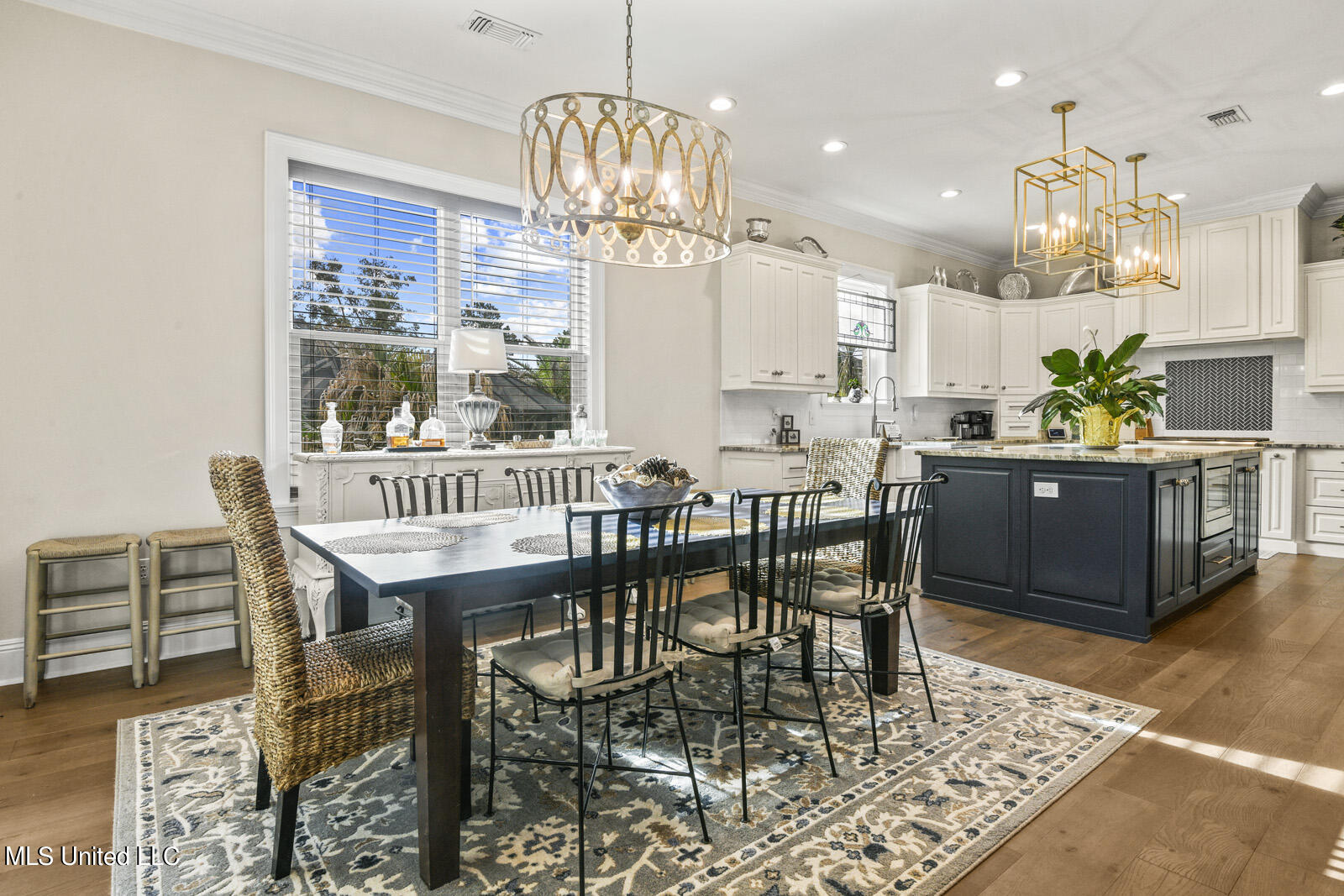 10788 East Taylor Road Gulfport, MS 39503 - Photo 15 of 25 10788 breakfastroom