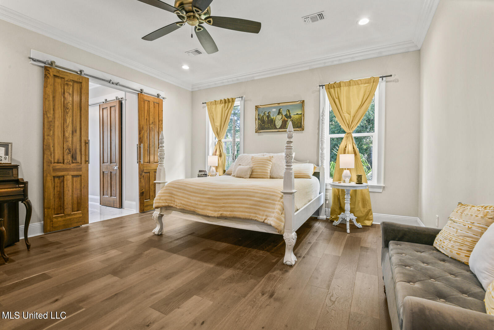 10788 East Taylor Road Gulfport, MS 39503 - Photo 16 of 25 10788 primary bedroom