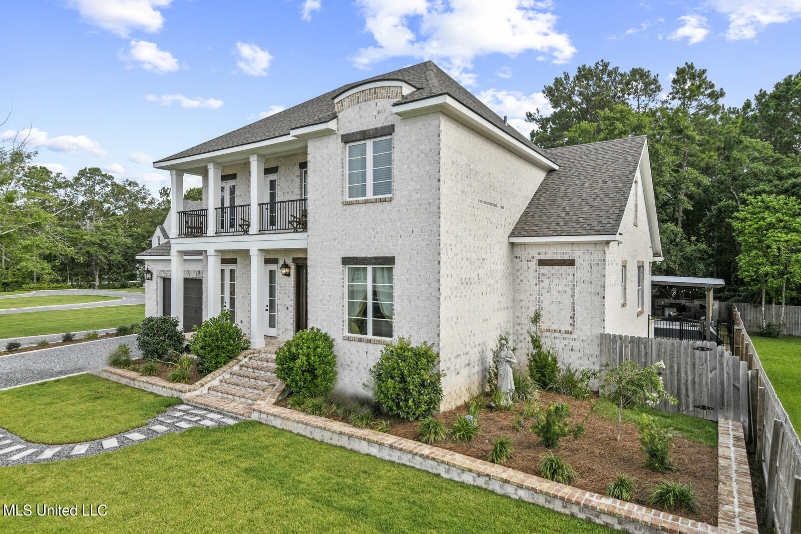 10788 East Taylor Road Gulfport, MS 39503 - Photo 2 of 25 10788 street side view