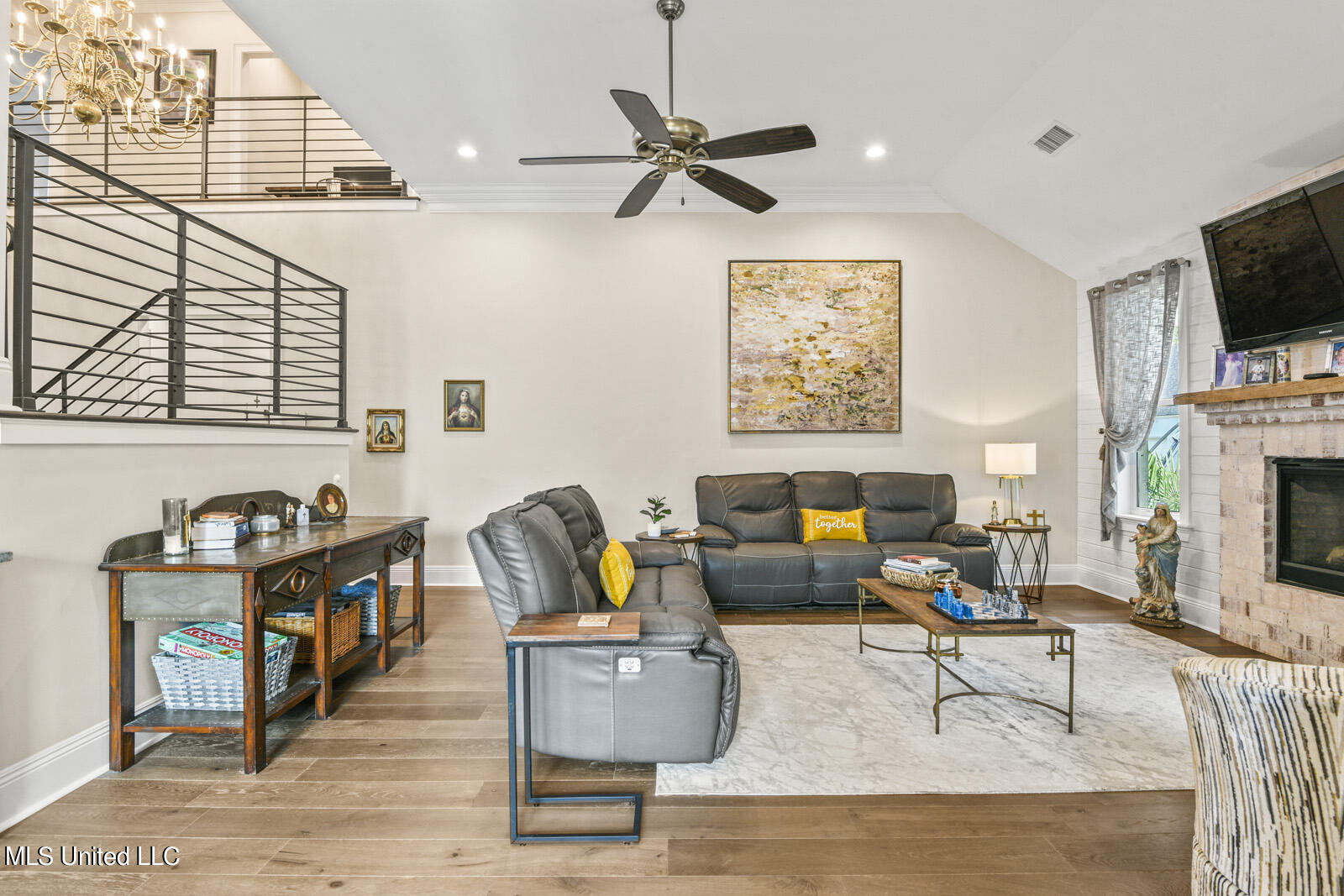 10788 East Taylor Road Gulfport, MS 39503 - Photo 9 of 25 10788 family room