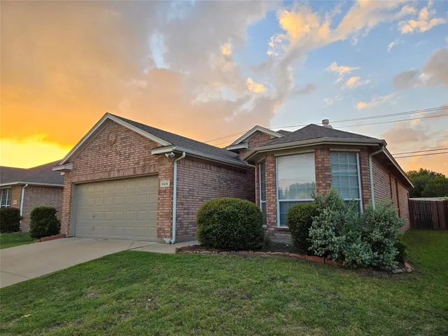 $2,500 | 624 Caravan Drive, Fort Worth, TX 76131