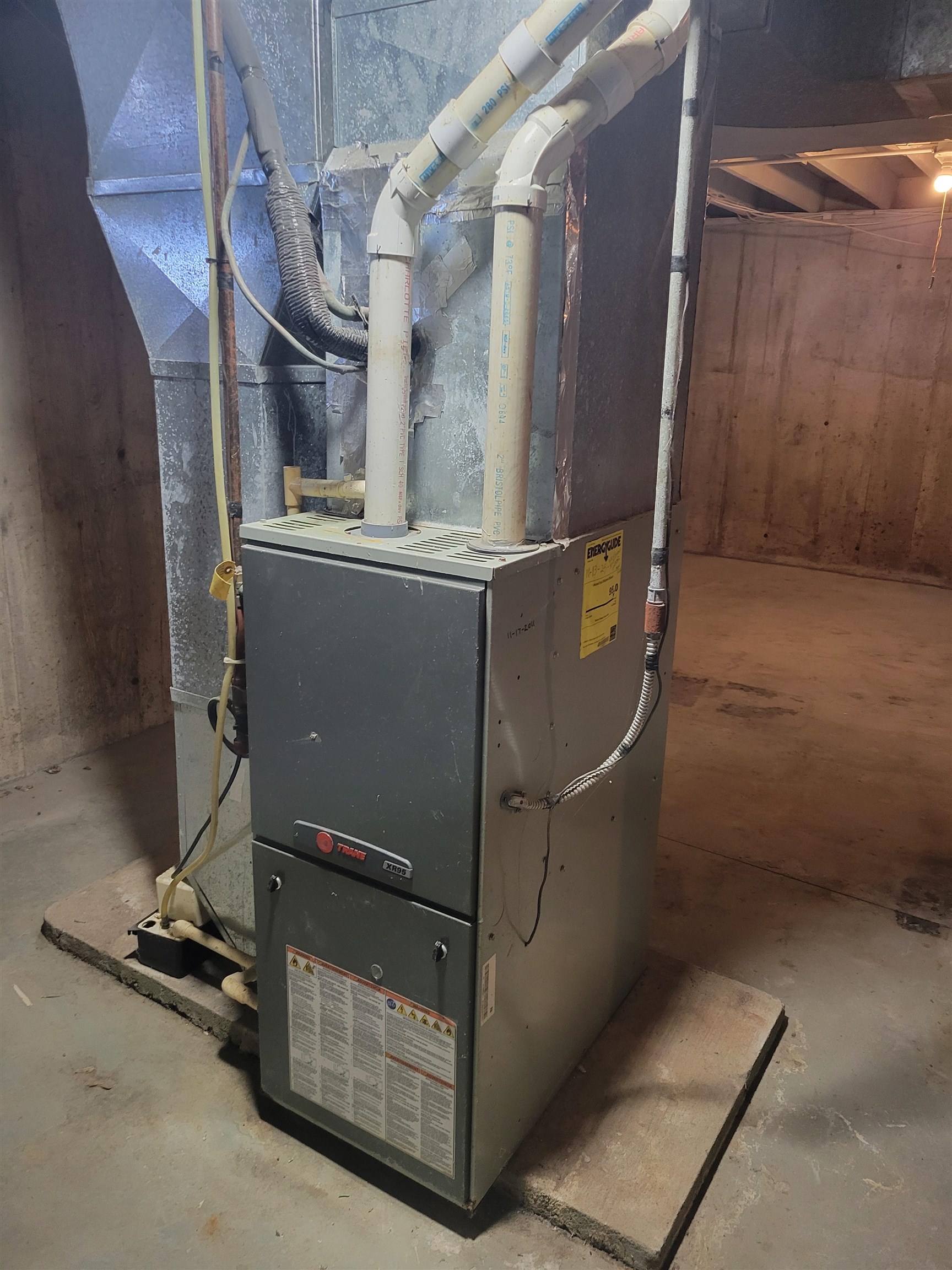 1352 Chartres Street LaSalle, IL 61301 - Photo 27 of 32 a view of staircase with a chair