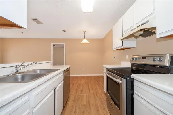 $1,499 | 956 Salt Pond Place, Unit 306, Altamonte Springs, FL 32714