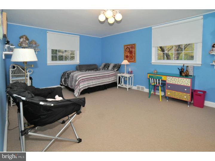 131 Kingston Road Cheltenham, PA 19012 - Photo 12 of 18 Bedroom 2