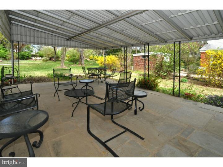 131 Kingston Road Cheltenham, PA 19012 - Photo 17 of 18 Patio