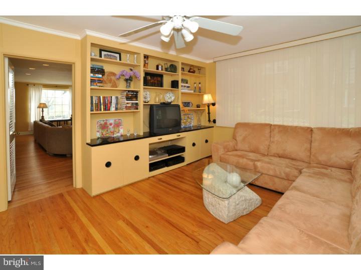 131 Kingston Road Cheltenham, PA 19012 - Photo 6 of 18 Den
