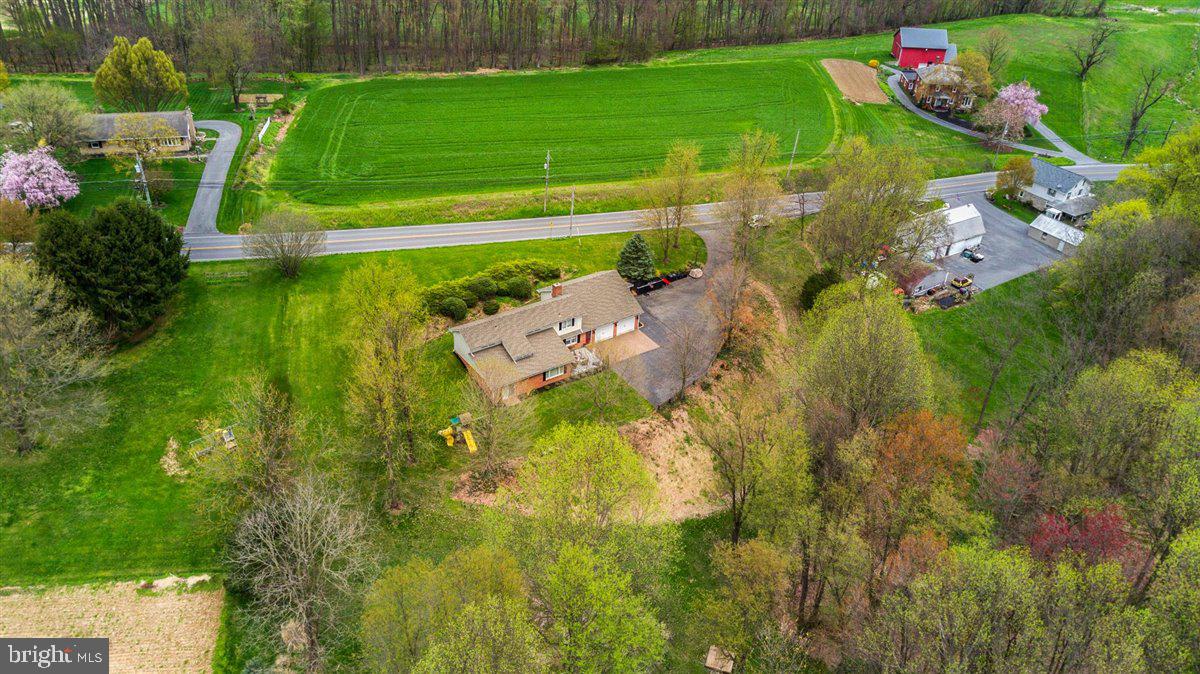 1389 Old Line Road Manheim, PA 17545 - Photo 73 of 77