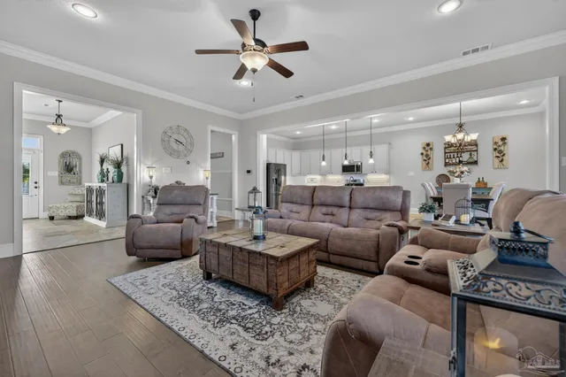 $925,000 | 1346 Lombardy Drive, Gulf Breeze, FL 32563